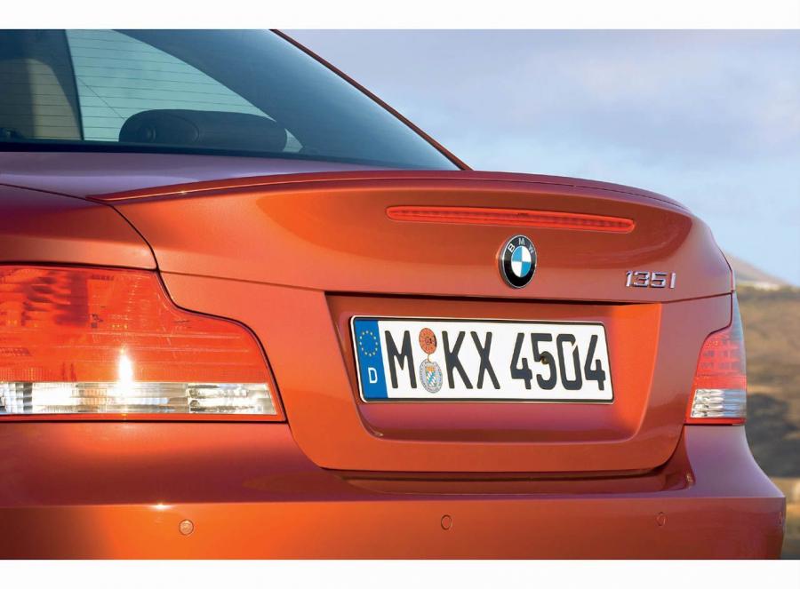  BMW 1-Series Coupe 2007 года  (фото 5 из 40)